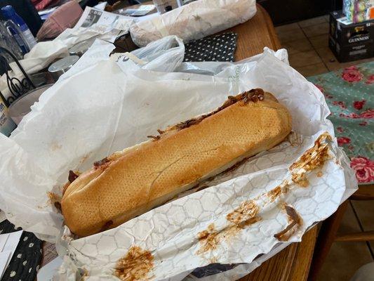 Completely the wrong sandwich, I asked for a beef dip and got a whole barbecue beef. Not cut in the bottom- oh well