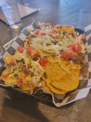 Nachos with beef $16