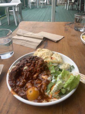 Pulled pork, salad, cheesy potatoes, vegan chilli