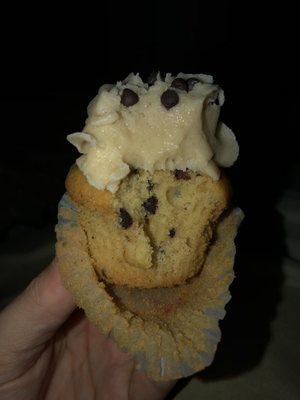 Extremely dry cookie dough cupcake with crunchy icing.