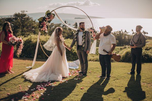 A Hawaiian ceremony with personal touches... It was perfect.