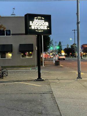 Outside sign for the Lebanon Liquor Store.