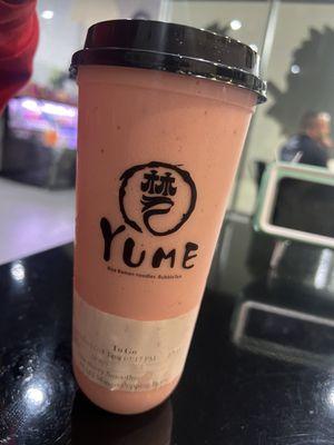 Strawberry Smoothie with mango boba