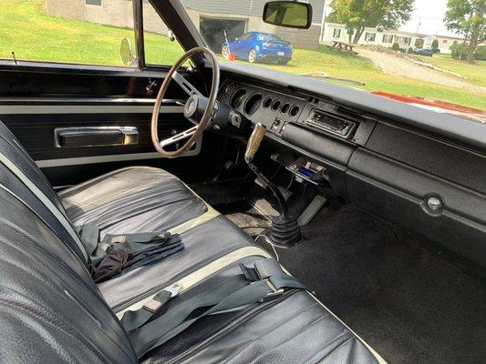 70 roadrunner interior