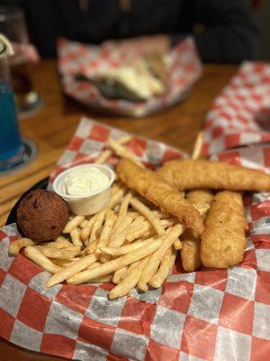 Beer Battered Cod Dinner