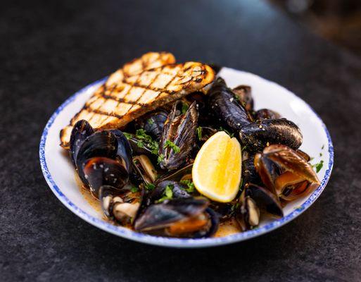 Mezcal Mussels