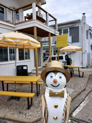 Penguin visits Beach Basket