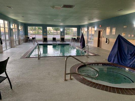 Hot tub and pool