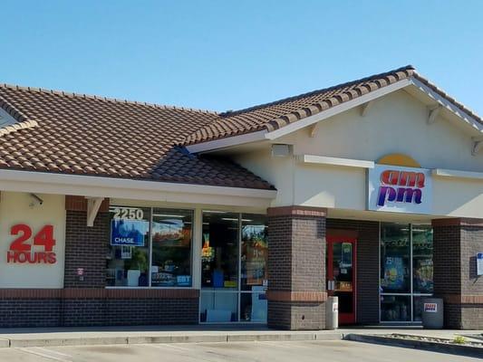 Arco AM/PM gas station on Balfour in Brentwood.