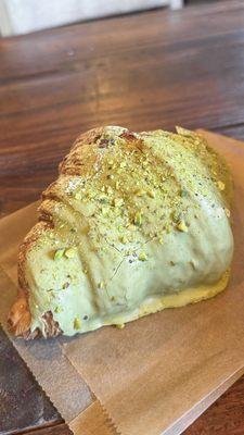 Matcha pistachio croissant