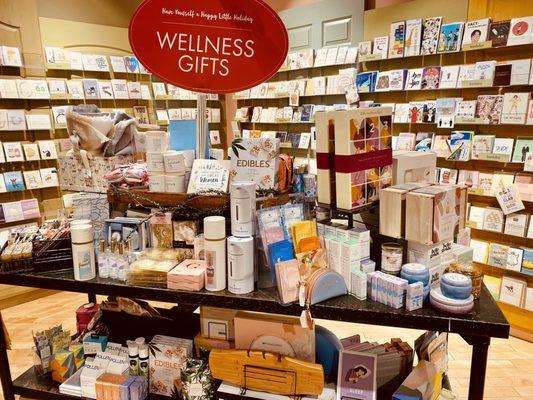 Wellness gifts table