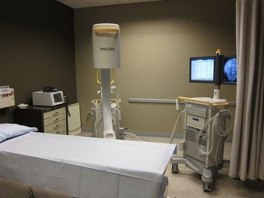 The clinic offers a full fluoroscopic suite for procedures done on-site.