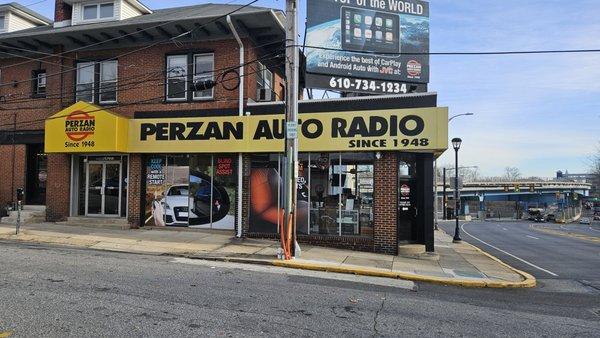 Perzan Auto Radio