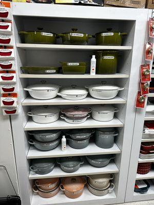 Le Creuset shelf