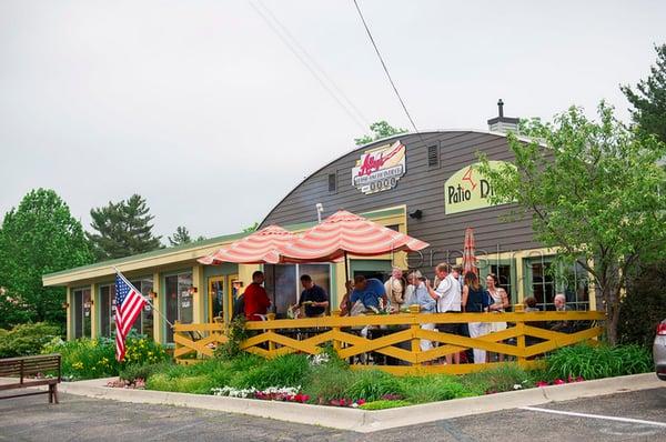 Alley’s Pizza at Lakeview Lanes