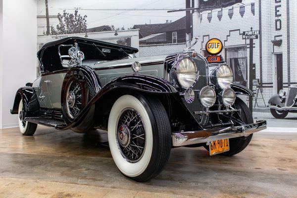 1930 Cadillac V-16