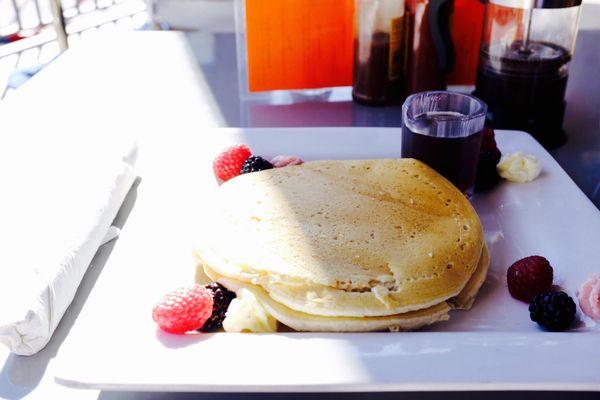 The beset place to have a breakfast on town.  Also check my photos on Instagram and if you like it follow me @kristian1704 #kato04