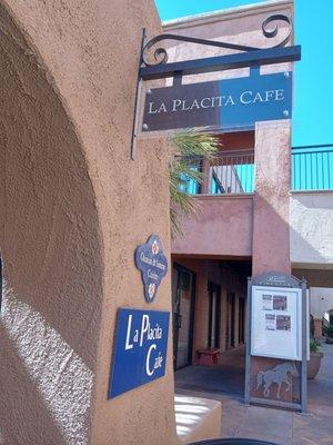 La Placita cafe