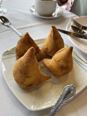 Samosa (two orders)