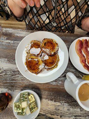 Biscuits & Gravy Cafe