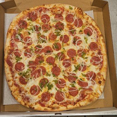 18" Pepperoni, Green Pepper, & Onion pie