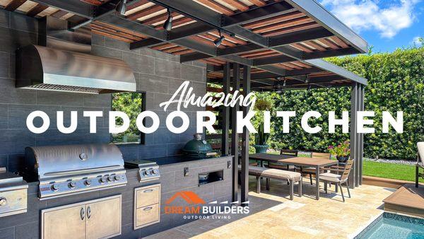 An incredible Backyard Kitchen customized and designed to meet your family's expectations