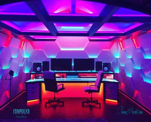 Compound studios