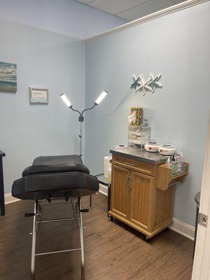 Our calming facial rooms are always kept sanitized and cleaned between each client!