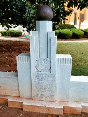 Historical monument at UPSON COUNTY COURTHOUSE in Thomaston, Georgia.