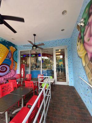 Entry, Brendy's Ice Cream & Yogurt Delray Beach