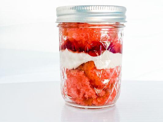 Very Strawberry Cake Jar