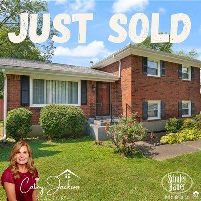 SOLD - Seller - December 2024 - 
A big thank you to my amazing seller for trusting me to get her house sold!