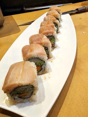 Yellowtail Trio Roll is waiting for you my darling!!