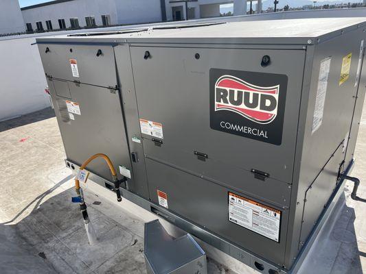 Absolute Air Conditioning & Heating LLC installed Four 10 ton units for a new Venue in the heart of Downtown Las Vegas.