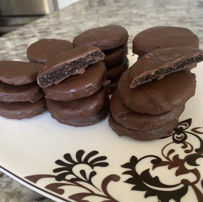 Grain free, gluten free, sugar free, low carb, thin mints