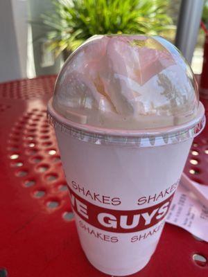 Peanut butter shake !