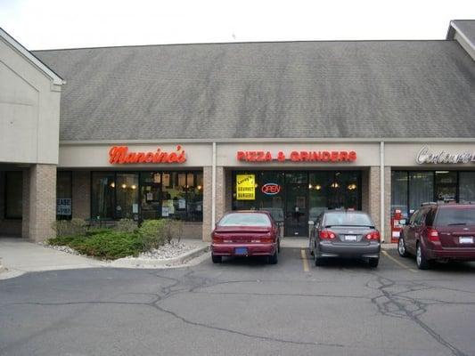 Here's our Mancino's of Fenton... across Owen Rd from WalMart