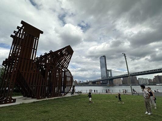 Nicholas Galanin In every language there is Land/ En cada lengua hay una Tierra, 2023 corten steel