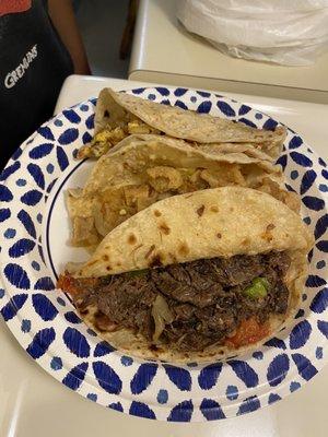 Barbacoa a-la-mexicana taco