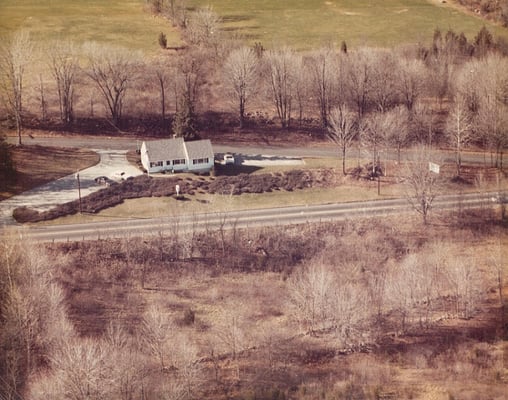 What the Healthy Weighs building looked like in the 1930's. Notice how underdeveloped Federal Road is!