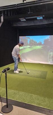 Golf simulator