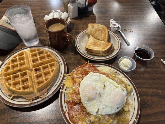 Weck's Waffle, Carnitas Papas Plate,