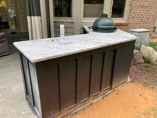 Blue Quartzite Outdoor Grill