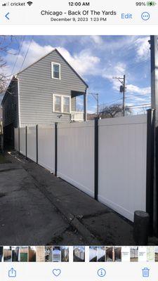 Vinyl white fence with metal posts