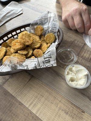 Fried pickle chips