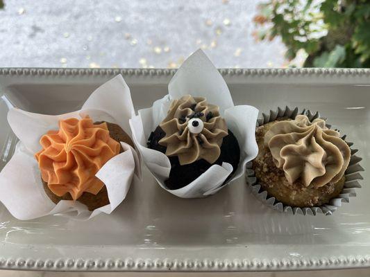 Fall cupcakes from US Hotel!