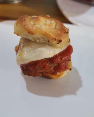 Meatballs slider on garlic knots