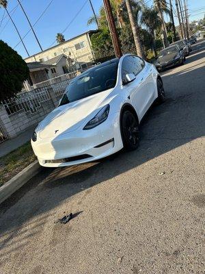 Tesla Model Y.