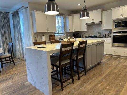 Waterfall mitered island. Countertop, Quartz