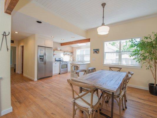 SE Umatilla Farm House - Kitchen